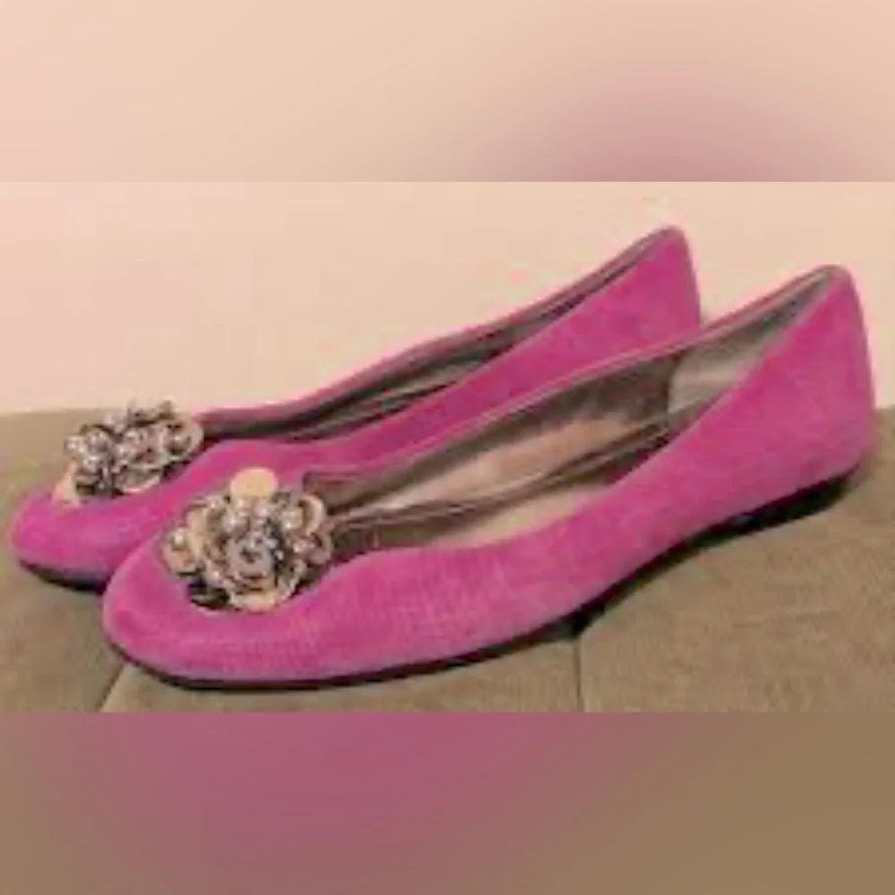 Calvin Klein Ballet Flats 7.5 Pink NWOT Round Toe Silver Disc Embellished Glam